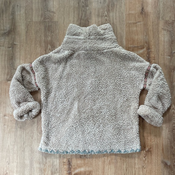 Sundance Mountain Loft Oversized Pullover Sherpa - Picture 5 of 7